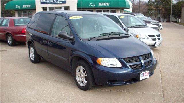 Dodge Caravan 2003 photo 1