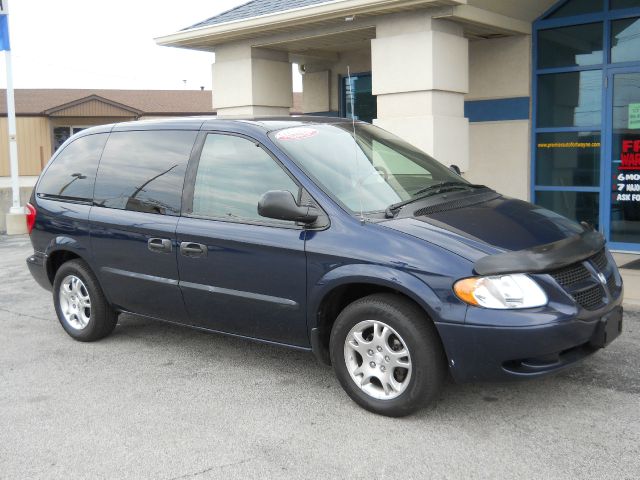 Dodge Caravan 2003 photo 2