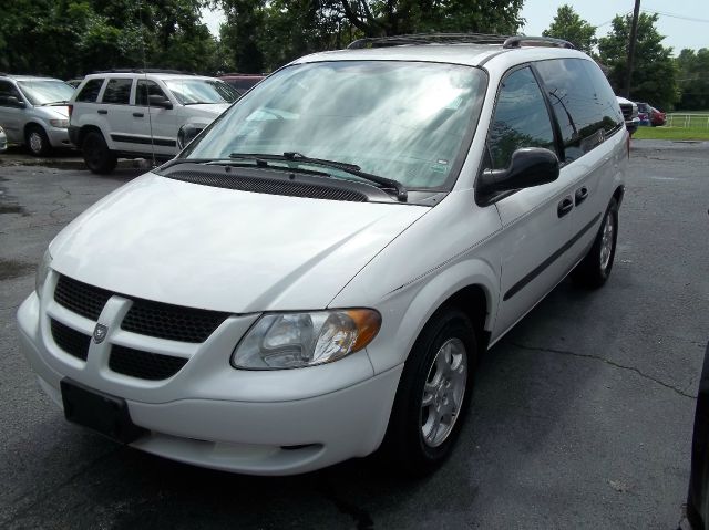 Dodge Caravan 2003 photo 1