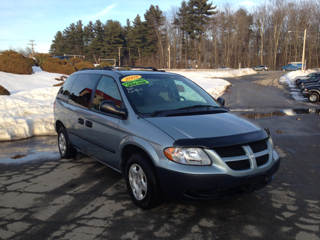 Dodge Caravan 2003 photo 3