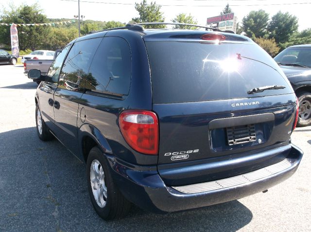 Dodge Caravan 2003 photo 1