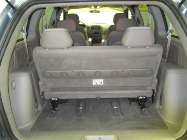 Dodge Caravan 2003 photo 14