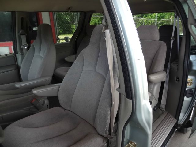 Dodge Caravan 2003 photo 10