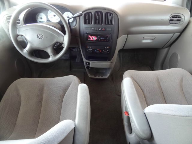 Dodge Caravan 2003 photo 21