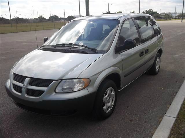 Dodge Caravan 2003 photo 1