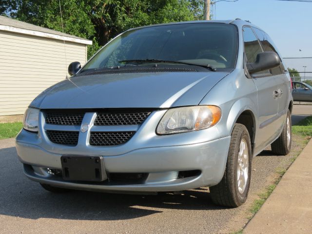 Dodge Caravan 2003 photo 1