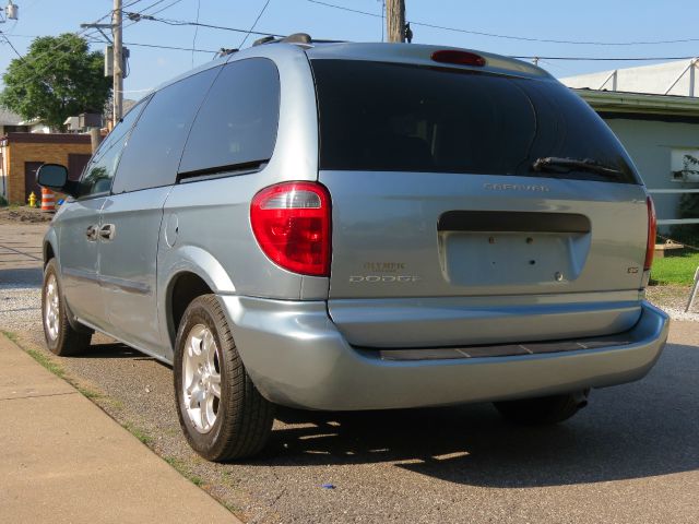 Dodge Caravan 2003 photo 3