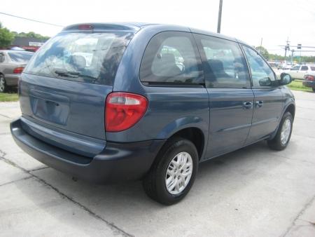 Dodge Caravan 2004 photo 3