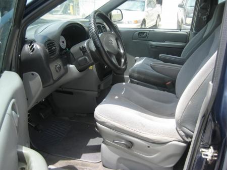 Dodge Caravan 2004 photo 5