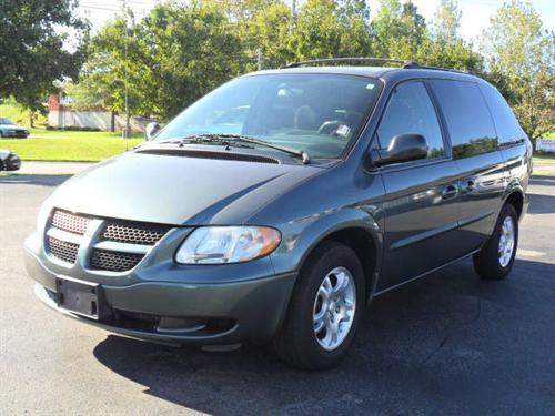 Dodge Caravan 2004 photo 2