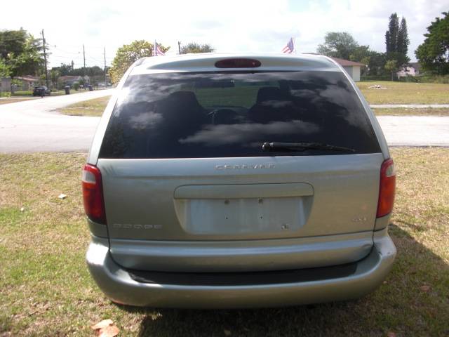 Dodge Caravan 2004 photo 3