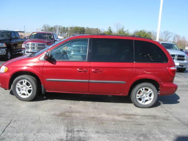 Dodge Caravan 2004 photo 1