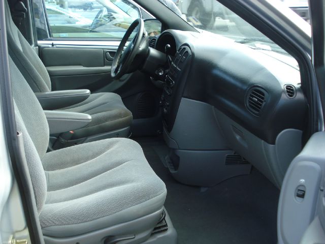 Dodge Caravan 2004 photo 1