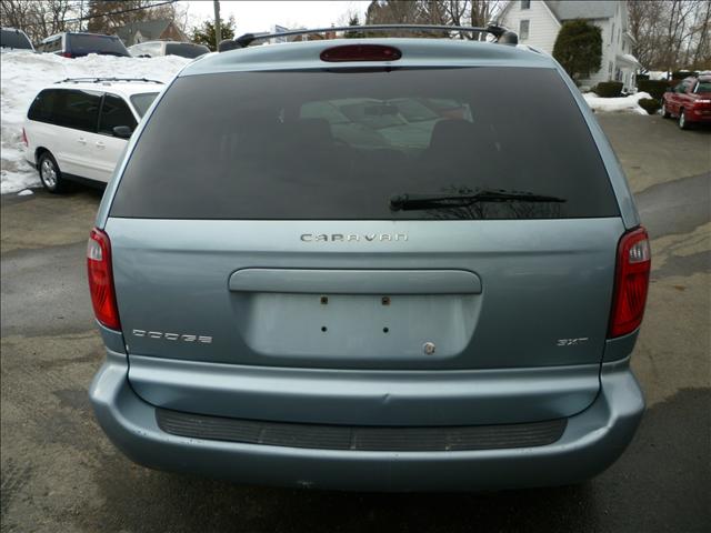 Dodge Caravan 2004 photo 4