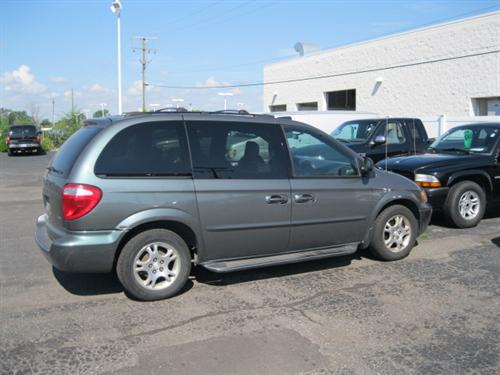 Dodge Caravan 2004 photo 1