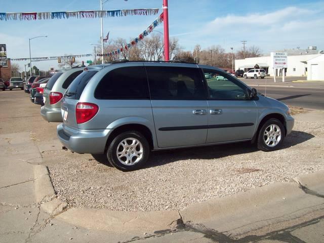 Dodge Caravan 2004 photo 2