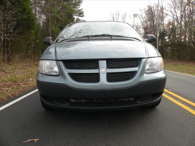 Dodge Caravan 2004 photo 2