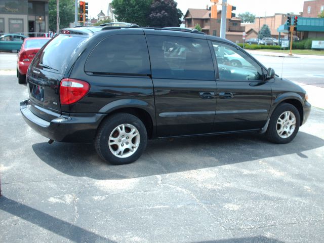 Dodge Caravan 2004 photo 1