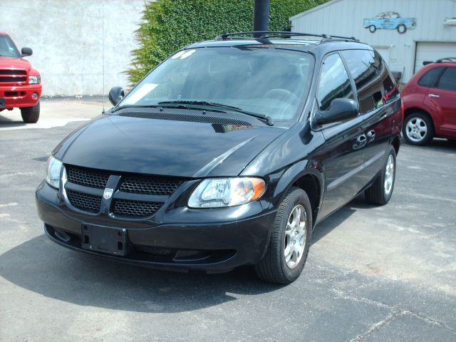 Dodge Caravan 2004 photo 2