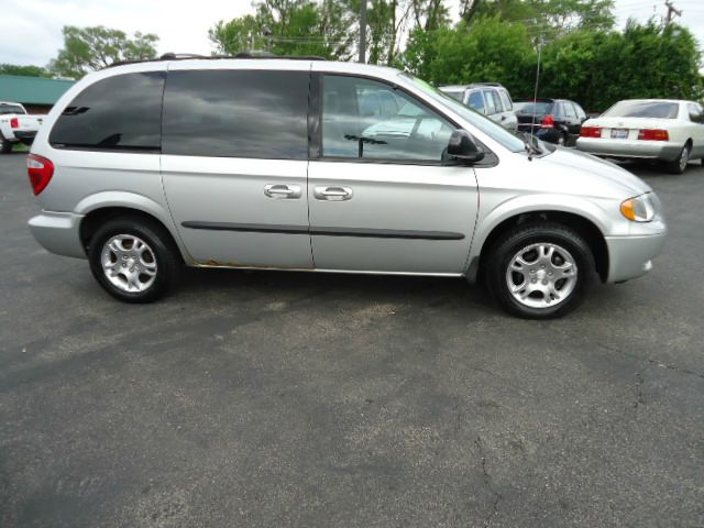 Dodge Caravan 2004 photo 18