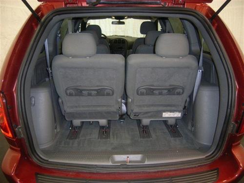 Dodge Caravan 2004 photo 1