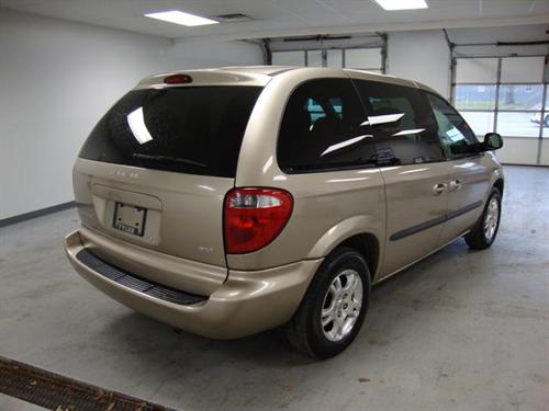 Dodge Caravan 2004 photo 4