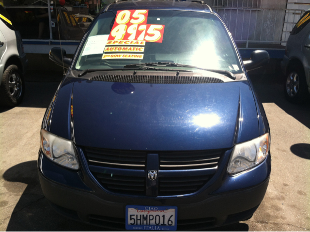 Dodge Caravan SE MiniVan