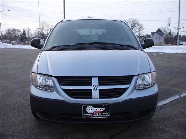 Dodge Caravan 2005 photo 4