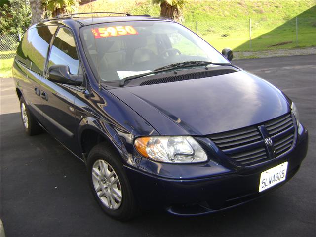 Dodge Caravan 2005 photo 3