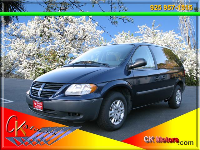 Dodge Caravan SE MiniVan