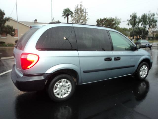 Dodge Caravan 2005 photo 1