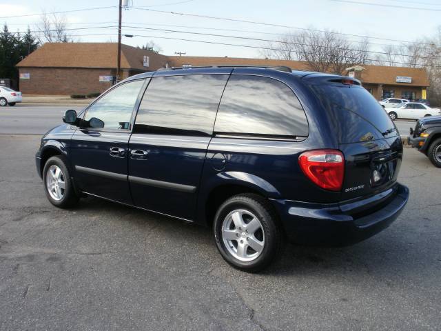 Dodge Caravan ES Sport MiniVan