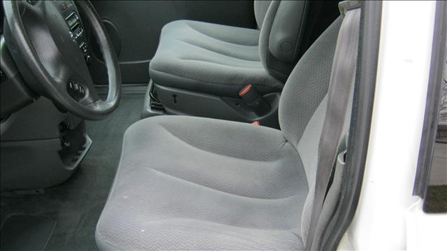 Dodge Caravan 2005 photo 1