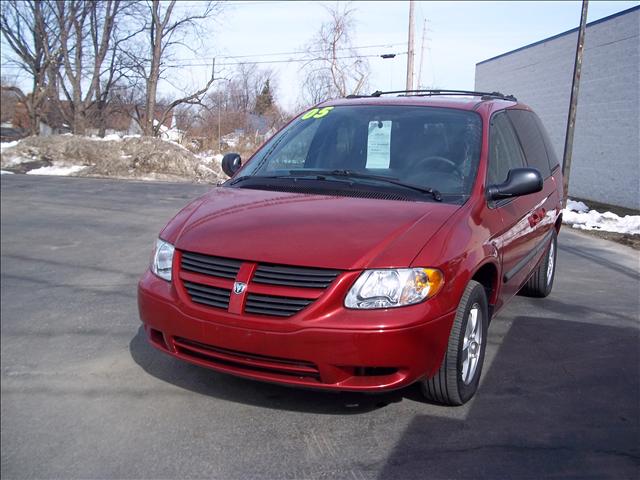 Dodge Caravan 2005 photo 2