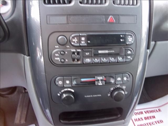 Dodge Caravan 2005 photo 0