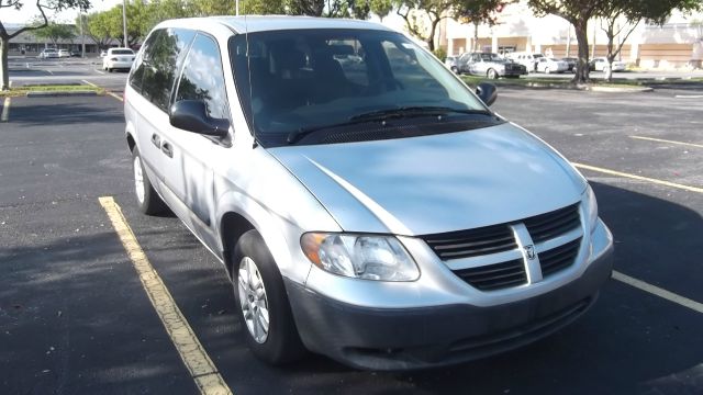 Dodge Caravan 2005 photo 8