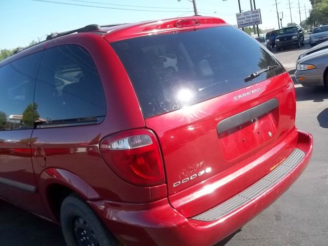 Dodge Caravan SE MiniVan