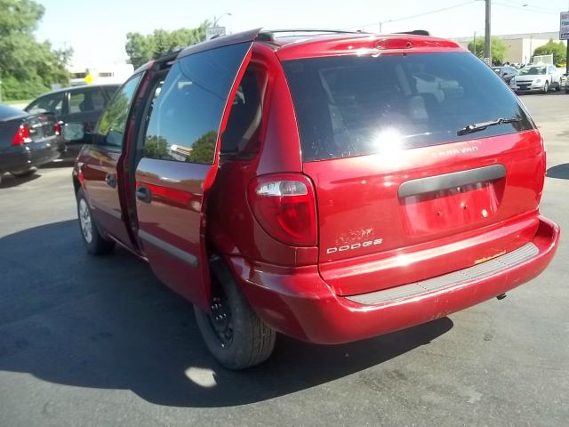 Dodge Caravan 2005 photo 1