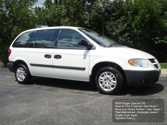 Dodge Caravan 2005 photo 1