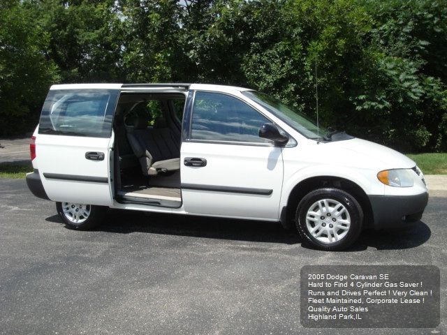 Dodge Caravan 2005 photo 3