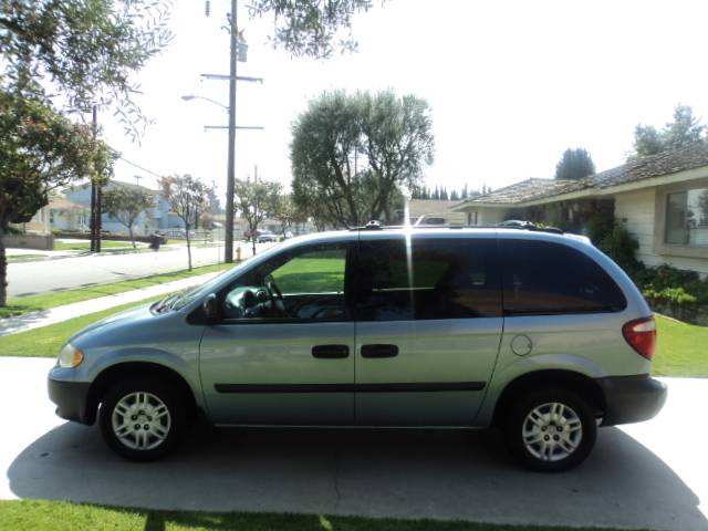 Dodge Caravan SE MiniVan