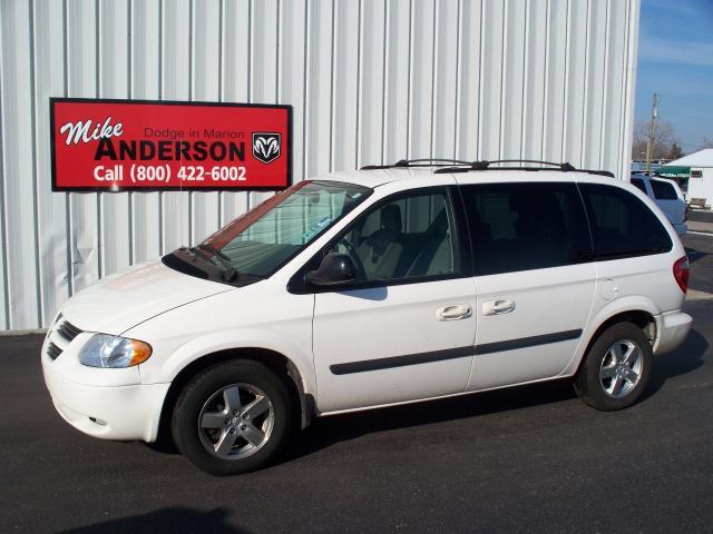 Dodge Caravan S MiniVan