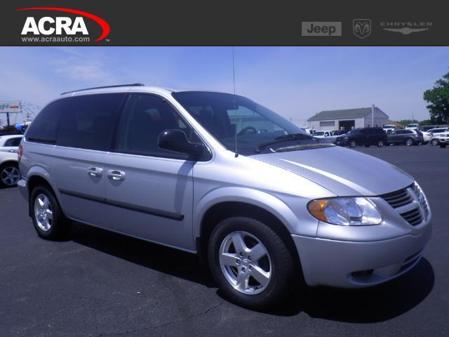 Dodge Caravan 2005 photo 2