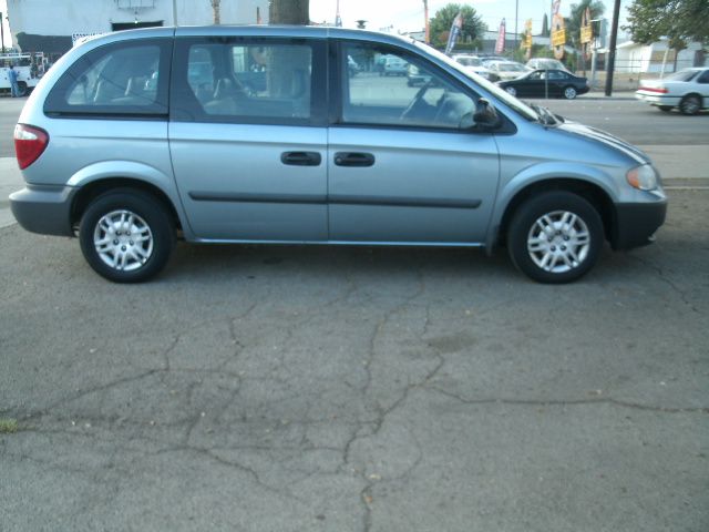 Dodge Caravan 2005 photo 1