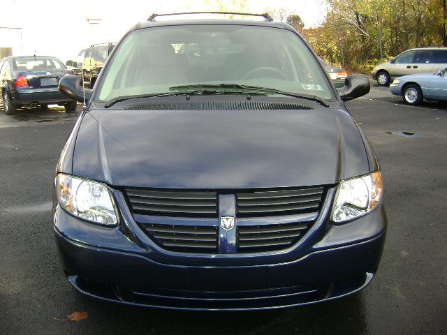 Dodge Caravan 2005 photo 4