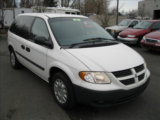 Dodge Caravan 2005 photo 1