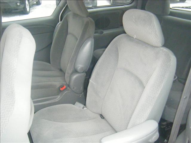 Dodge Caravan 2005 photo 1