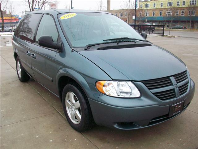 Dodge Caravan 2005 photo 3