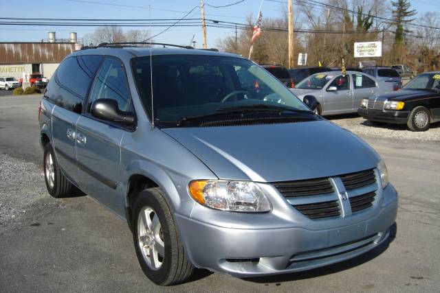 Dodge Caravan ES Sport MiniVan