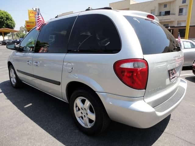 Dodge Caravan 2005 photo 3